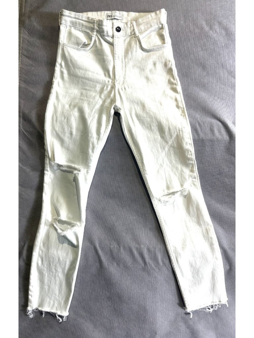 Zara White Distressed High-Waisted Skinny Jeans With Raw Hem Size 6 (EUR 38)